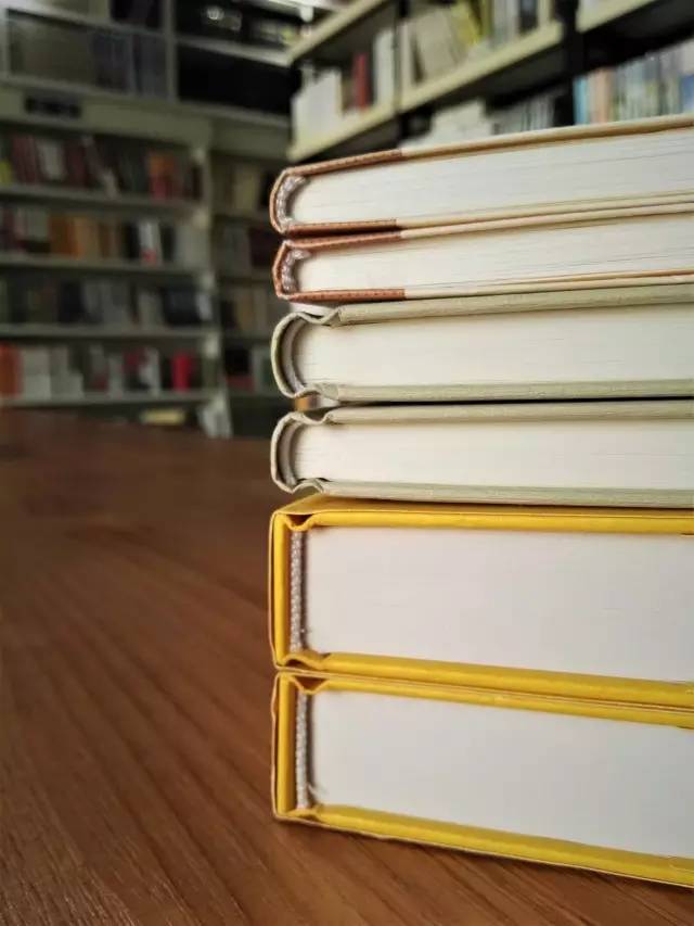 custom hardcover book printing.jpg